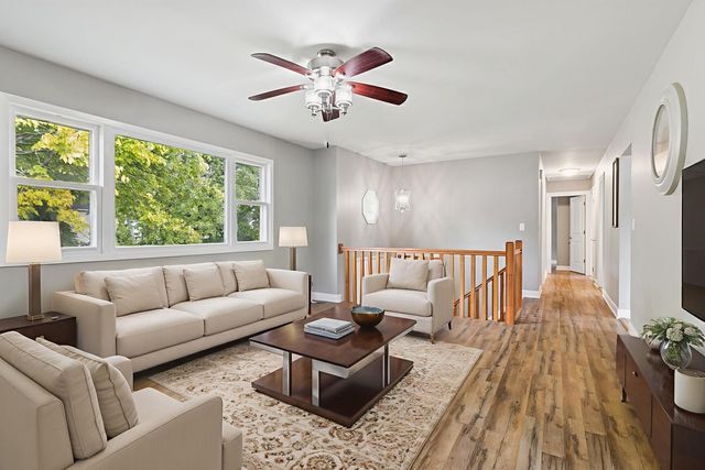 317 N Central Avenue, Wood Dale, IL 60191