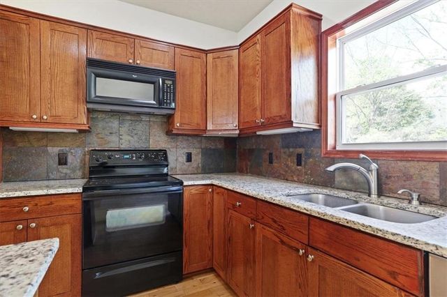 1501 Fox Run Trail, Platte City, MO 64079