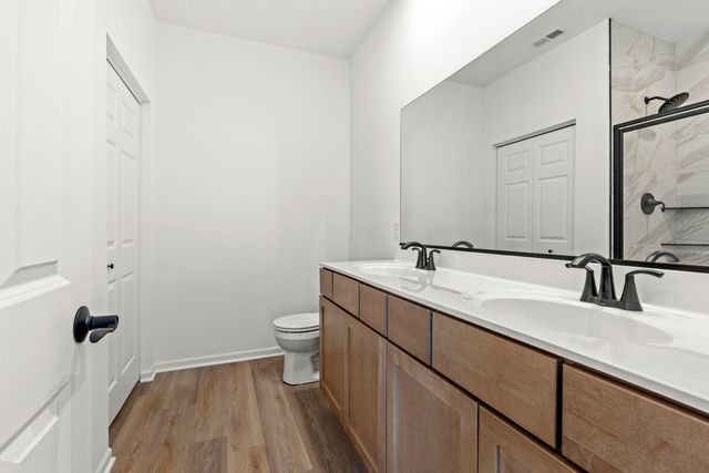 6430 E 103rd Avenue, Crown Point, IN 46307