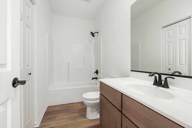 6430 E 103rd Avenue, Crown Point, IN 46307