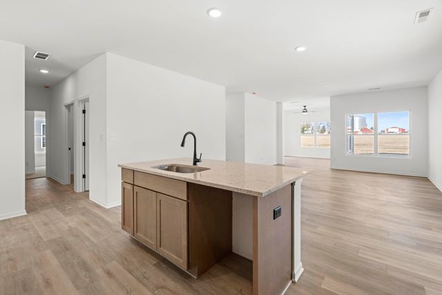 6430 E 103rd Avenue, Crown Point, IN 46307