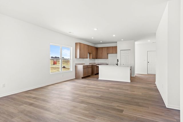 6430 E 103rd Avenue, Crown Point, IN 46307