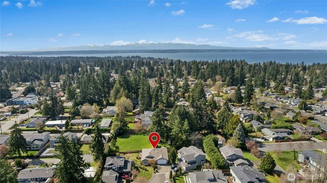 21808 87th Place W, Edmonds, WA 98026