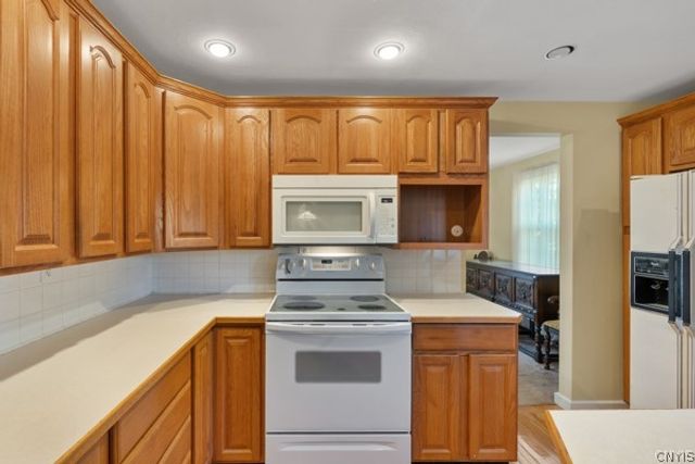 4189 OLD HOMESTEAD Road, Onondaga, NY 13215
