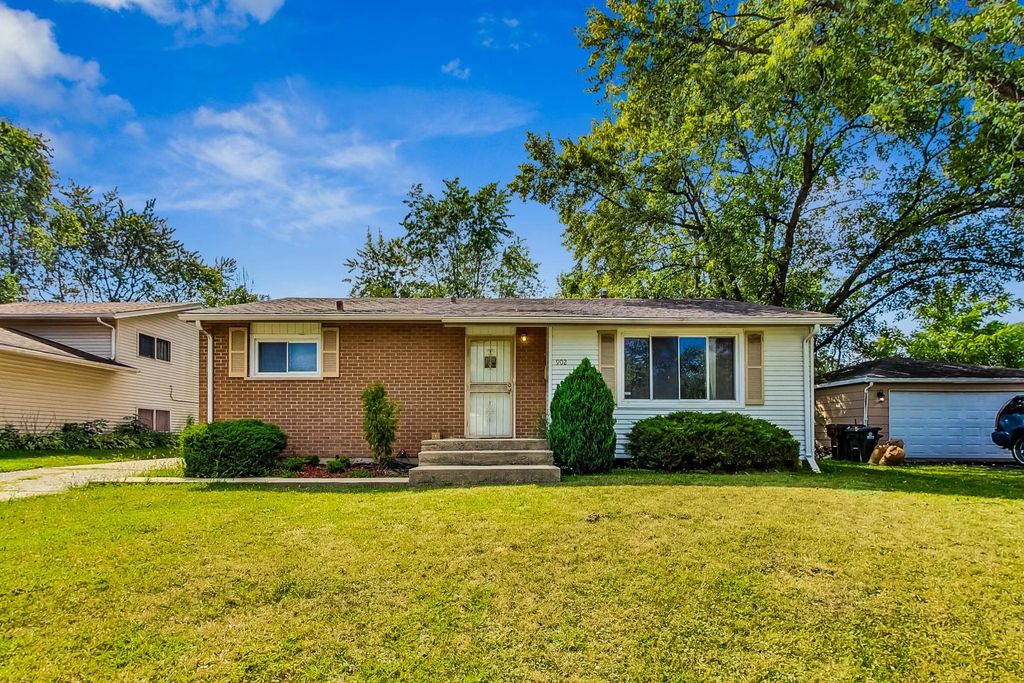 902 Union Drive, University Park, IL 60484 — exterior
