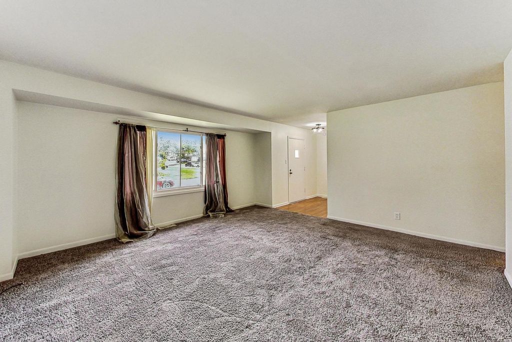 902 Union Drive, University Park, IL 60484 — photo 5