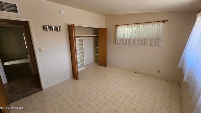 2611 N Teresa Lane, Tucson, AZ 85745