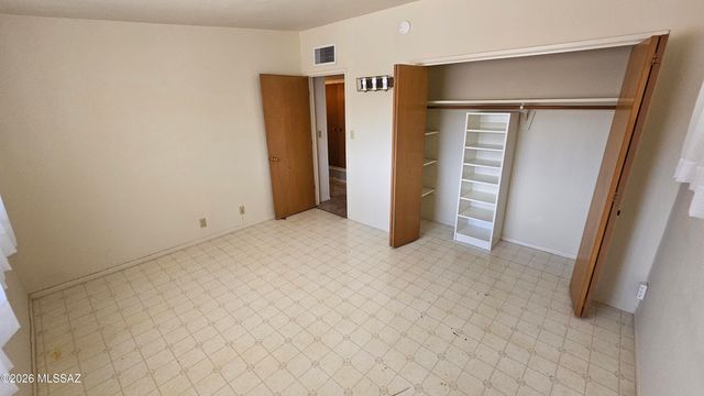 2611 N Teresa Lane, Tucson, AZ 85745