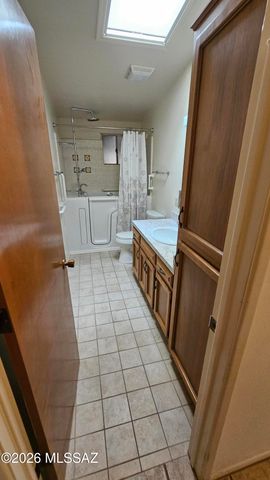 2611 N Teresa Lane, Tucson, AZ 85745
