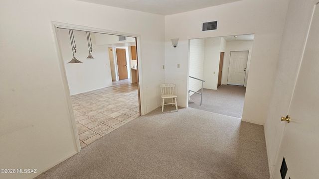 2611 N Teresa Lane, Tucson, AZ 85745
