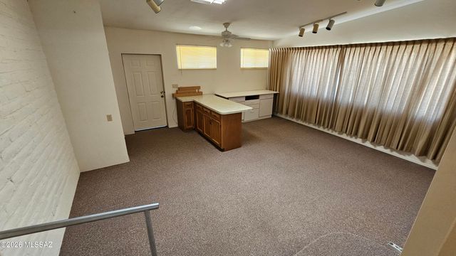 2611 N Teresa Lane, Tucson, AZ 85745