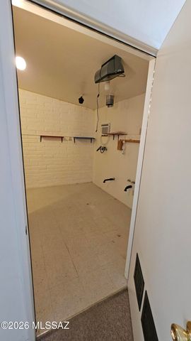 2611 N Teresa Lane, Tucson, AZ 85745