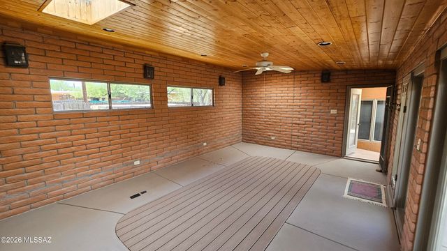 2611 N Teresa Lane, Tucson, AZ 85745