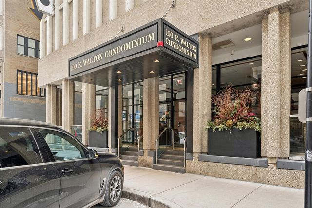 100 E Walton Street 41DE, Chicago, IL 60611