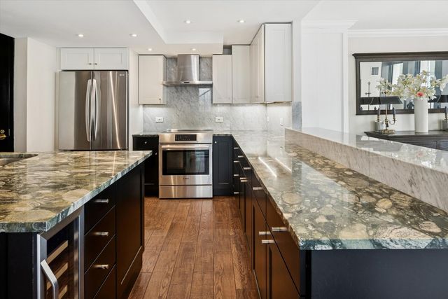 100 E Walton Street 41DE, Chicago, IL 60611