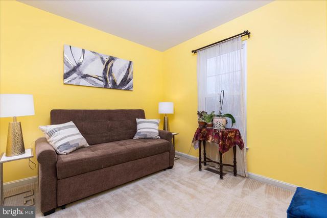 45591 HUTCHENS SQ, Sterling, VA 20166