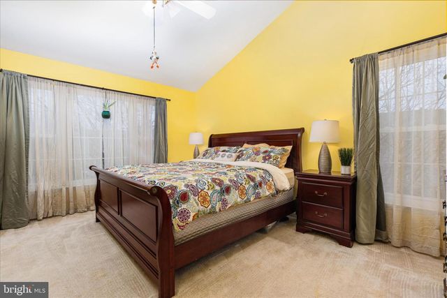 45591 HUTCHENS SQ, Sterling, VA 20166