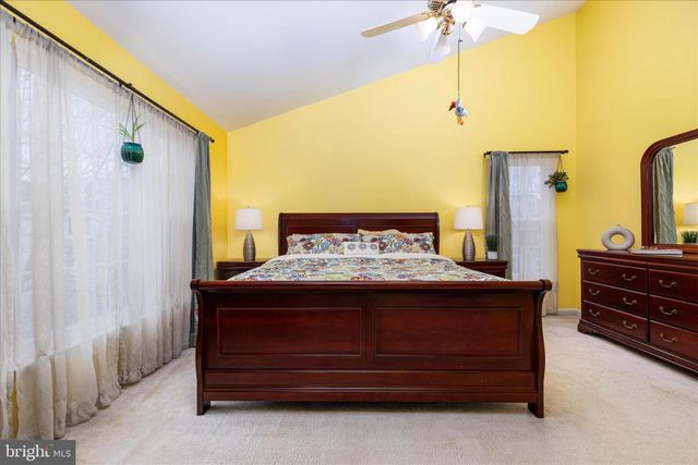 45591 HUTCHENS SQ, Sterling, VA 20166