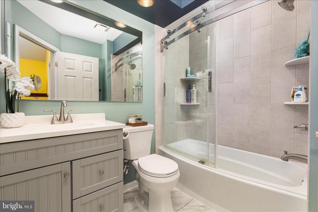 45591 HUTCHENS SQ, Sterling, VA 20166