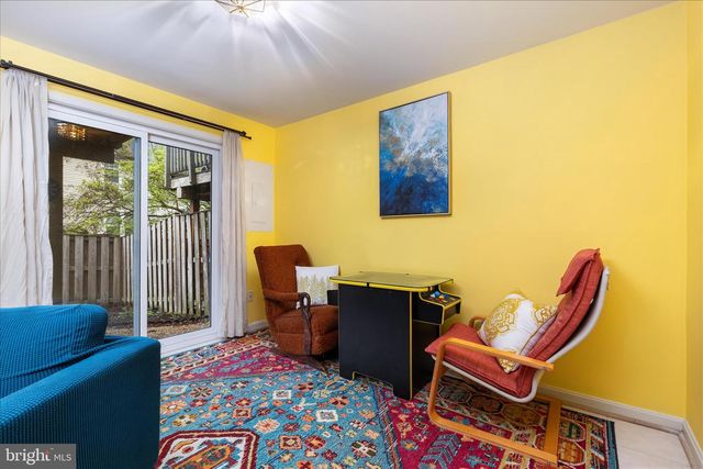 45591 HUTCHENS SQ, Sterling, VA 20166