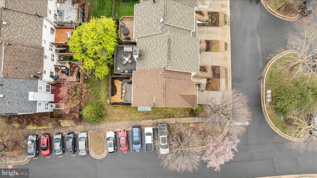 45591 HUTCHENS SQ, Sterling, VA 20166