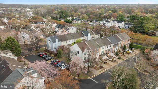 45591 HUTCHENS SQ, Sterling, VA 20166