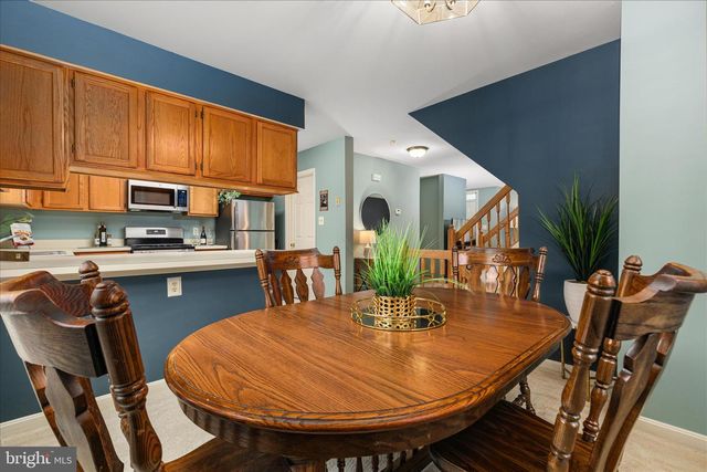 45591 HUTCHENS SQ, Sterling, VA 20166