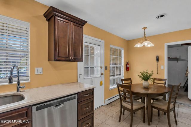 74 Buckingham Drive C, Manchester, NJ 08759