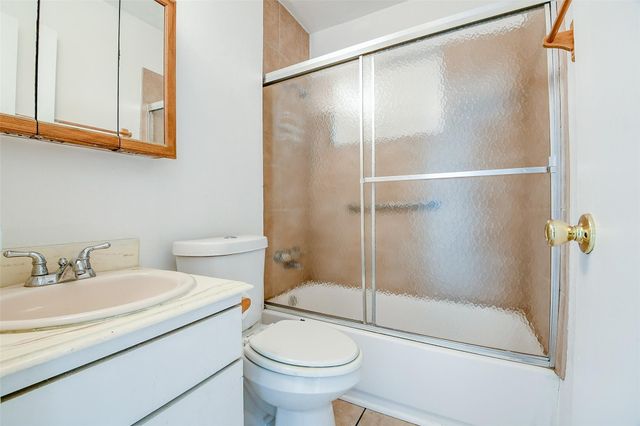 5310 Ridgeton Drive, Houston, TX 77053