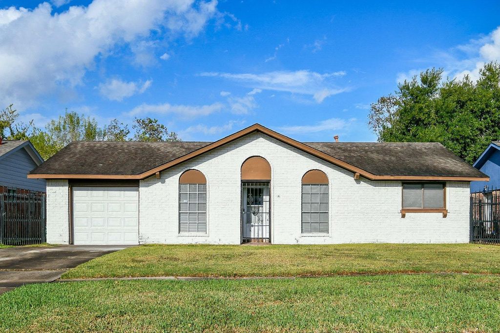 5310 Ridgeton Drive, Houston, TX 77053