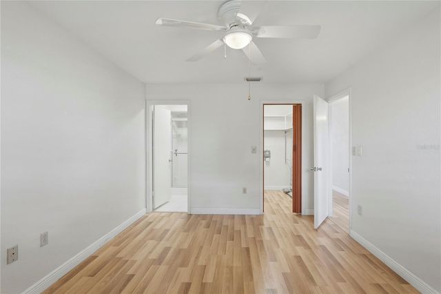 11201 80TH AVENUE N 302, Seminole, FL 33772