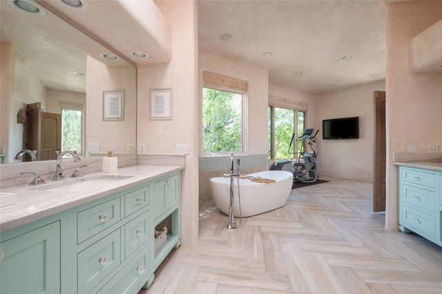 237 Tano Road, Santa Fe, NM 87506