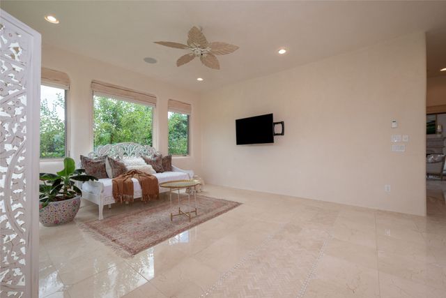 237 Tano Road, Santa Fe, NM 87506