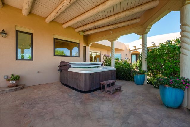 237 Tano Road, Santa Fe, NM 87506