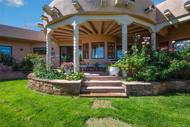 237 Tano Road, Santa Fe, NM 87506