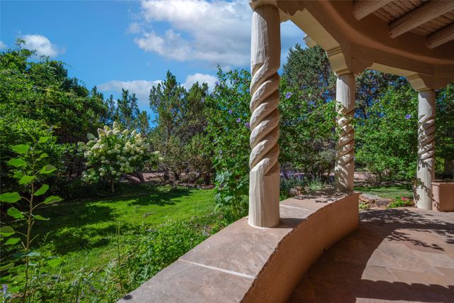 237 Tano Road, Santa Fe, NM 87506