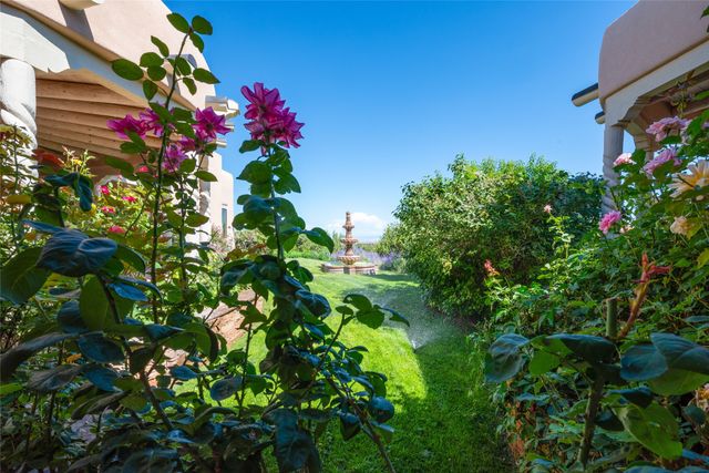 237 Tano Road, Santa Fe, NM 87506