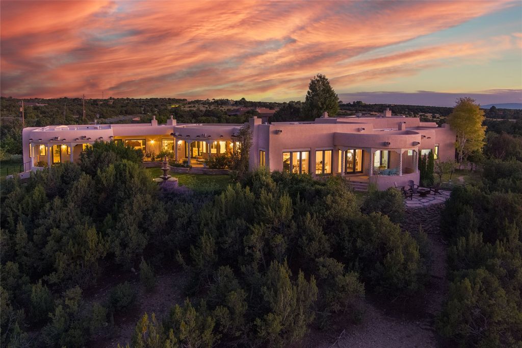 237 Tano Road, Santa Fe, NM 87506