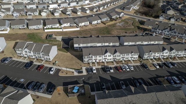 2757 Thornton Grove Blvd Apt 147, Nashville, TN 37207