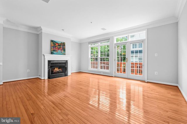 120 MARTIN LN, Alexandria, VA 22304