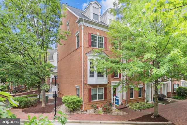 120 MARTIN LN, Alexandria, VA 22304
