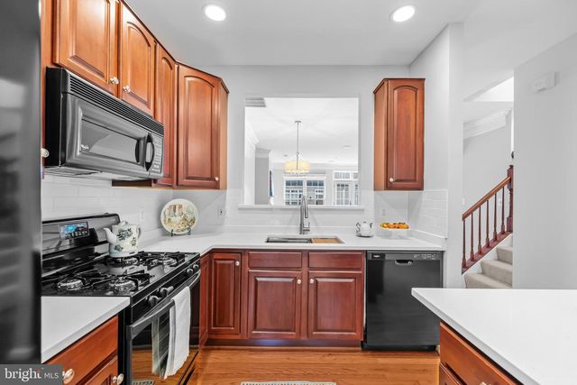 120 MARTIN LN, Alexandria, VA 22304