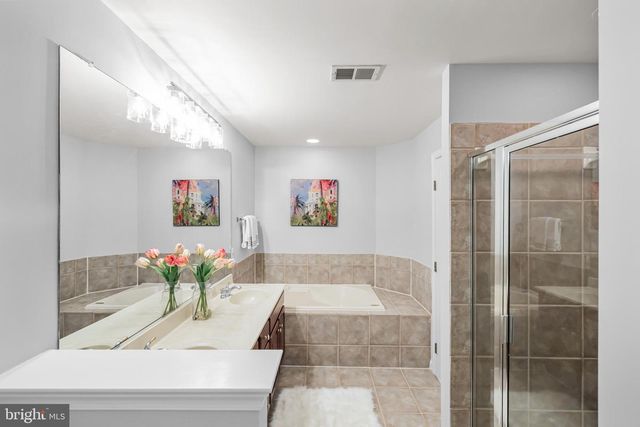 120 MARTIN LN, Alexandria, VA 22304