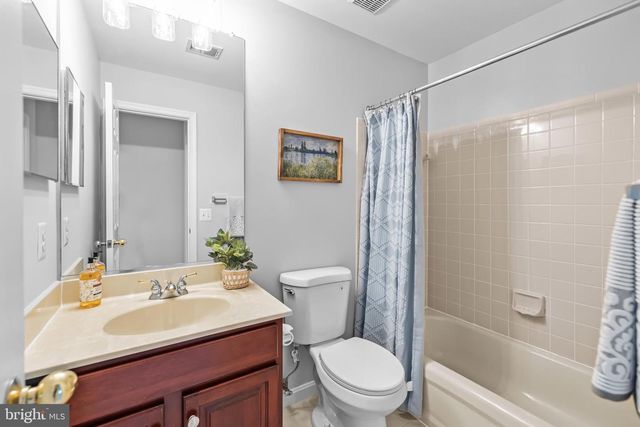 120 MARTIN LN, Alexandria, VA 22304