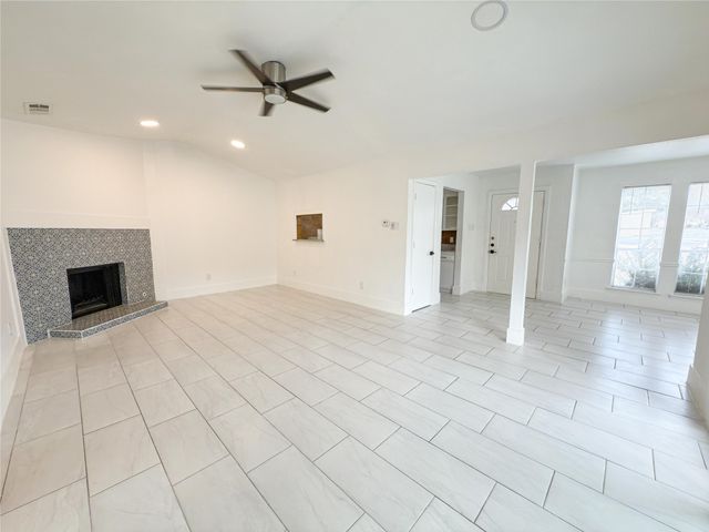 7528 Thistle Lane, Dallas, TX 75240