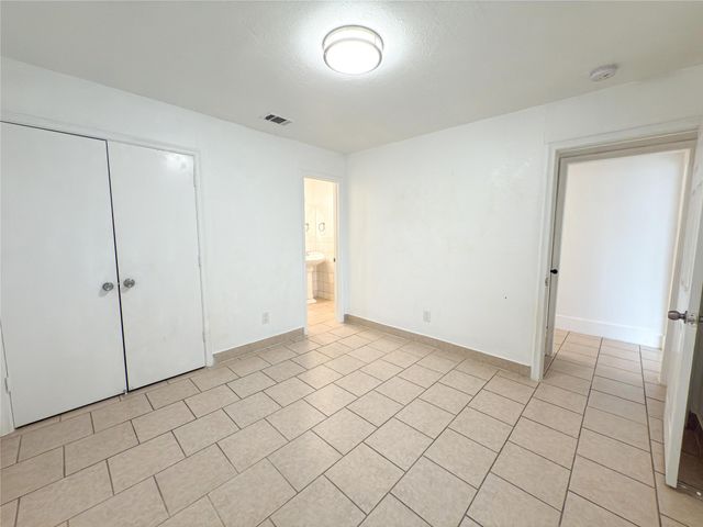 7528 Thistle Lane, Dallas, TX 75240