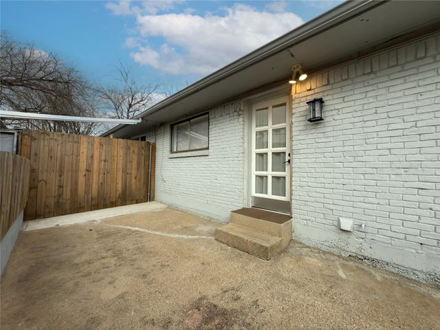 7528 Thistle Lane, Dallas, TX 75240