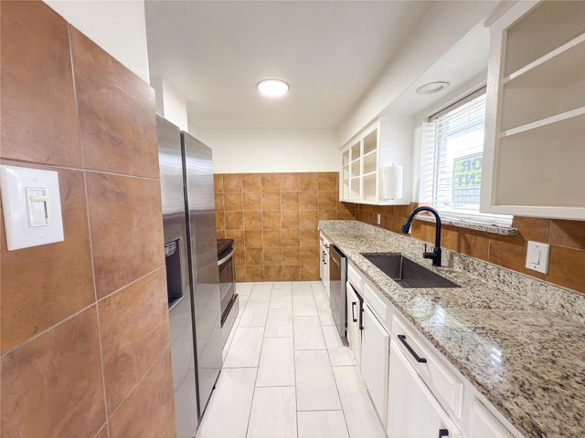 7528 Thistle Lane, Dallas, TX 75240