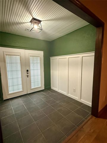 11731 Bowie Drive, La Porte, TX 77571