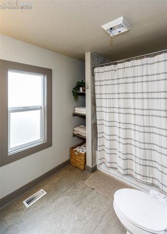 410 W 13th Street, Pueblo, CO 81003